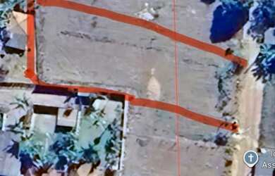 Imagem 3: Lote caxixe no centro. Lote plano com poste de energia