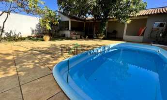 Imagem 4: Casa para Venda em Aparecida de Goiânia, Jardim Helvécia, 3 dormitórios, 1 suíte, 3 banhei