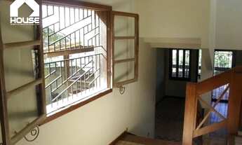 Imagem 7: Linda casa com 5 quartos, sendo 2 suítes, próximo ao centro