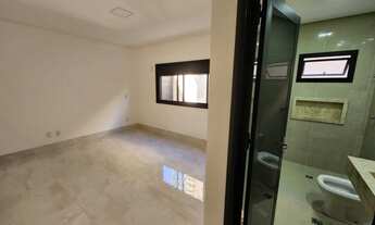 Imagem 4: Casa de condomínio para venda possui 240 metros quadrados com 4 quartos