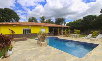 Imagem 2: Casa de condomínio térrea para venda com 250 metros quadrados com 4 quartos