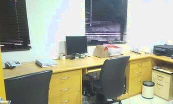 Imagem 3: Sala comercial mobiliada com 42 m² no Centro Empresarial de Santana