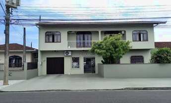 Imagem: Maravilha de sobrado bairro Iririú, piso