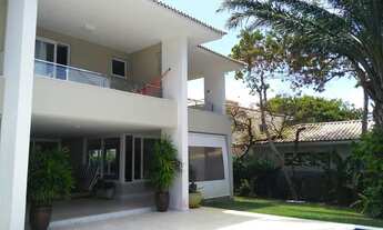 Imagem 7: Casa de condomínio para venda tem 550 metros quadrados com 5 quartos