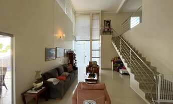 Imagem 2: Casa de condomínio com 4 quartos em Residencial Altos da Serra IV