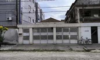 Imagem: Casa com 4 dorm, 4 vagas e um ótimo quintal