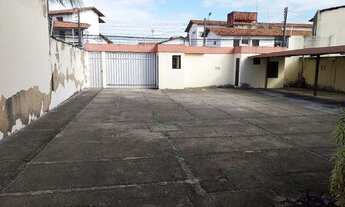 Imagem 3: Apartamento de 63m2 com três suítes e uma vaga na Cidade dos Funcionários