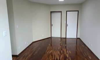 Imagem 3: Apartamento dois quartos com garagem privativa no Jardim Portal do Sol