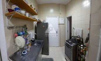 Imagem 2: PRIVILÉGIO IMÓVEIS VENDE: Apartamento de três quartos em Copacabana