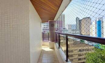 Imagem: Asturias, com lazer, uma quadra da praia