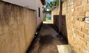 Imagem 2: Casa 2/4,mais barracão!!