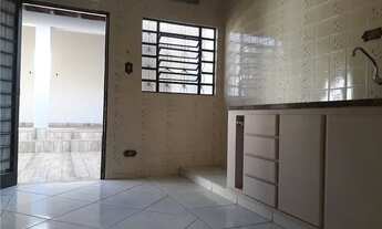 Imagem 6: Casa para alugar em Jardim Monte Alto de 171.93m² com 3 Quartos e 2 Garagens