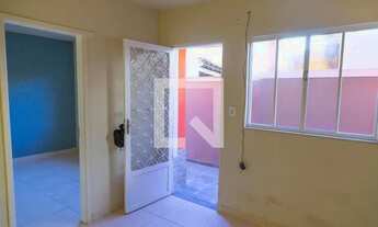 Imagem 4: Casa para Aluguel - Trindade, 1 Quarto, 50 m2