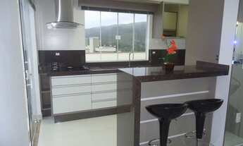 Imagem 7: COBERTURA BEM MOBILIADA