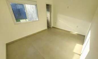 Imagem 3: Casa 3 dormitórios com piscina a menos de 500m do mar