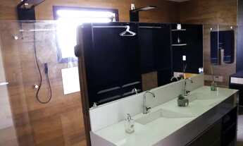 Imagem 7: Oportunidade : Casa em Guarajuba, 8 suítes, 362 m³, Decorada e Mobiliada