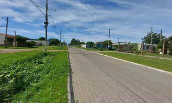 Imagem 7: C28 - Residência em localização tranquila no balneário Mariluz