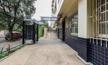 Imagem 3: Apartamento de 3 dormitórios com 79,40m² privativos, todo reformado e elevador