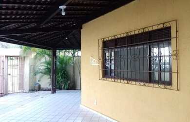 Imagem 7: Magnifica Casa - 3 Quartos - 200m2 - Ótima Localização - Piscina e Churrasqueira - Ponta N