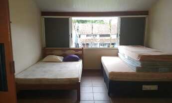 Imagem 2: Ubatuba Sobrado 2 quartos cond piscinas e churrasqueira