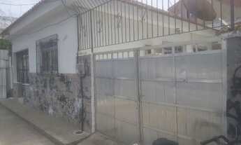 Imagem 2: Casa Linear no Centro com 3 quartos com suíte em área nobre Venda