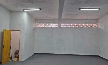 Imagem 3: Salão Comercial em Avenida Águia de Haia, 68m²