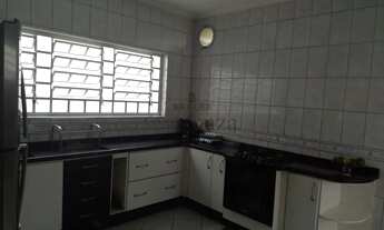 Imagem 5: Casa Sobrado - Jacareí - Parque Santo Antônio - 3 Dormitórios - 263m² - Aceita Permuta