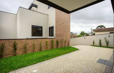 Imagem 3: Sobrado à venda em condomínio em Santa Felicidade ARYA1