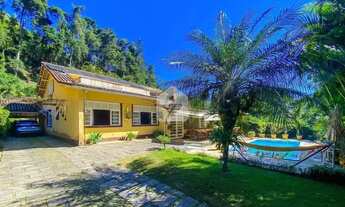 Imagem: Casa para venda com 5 quartos, 1366m²