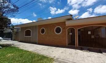 Imagem: Casa à venda no centro de Poços de Caldas