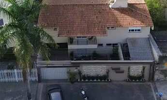 Imagem: LINDO SOBRADO, LOTE INTEIRO COM ENERGIA