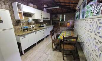 Imagem 4: Ampla Casa com piscina e quadra de volei de areia - Condomínio Fechado com Praia