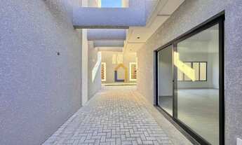 Imagem 3: Sobrado Triplex com 158m² no bairro Xaxim