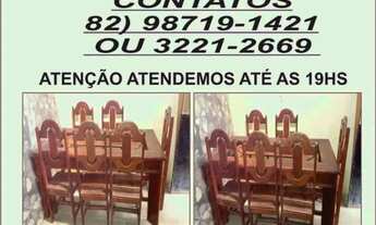 Imagem: Mesa com 6 cadeiras e um barzinho em madeira