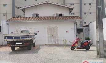 Imagem: Casa à venda, 195 m² por R$ 2.000.000,00