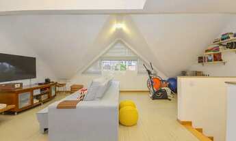 Imagem 3: Sobrado para venda com 183 metros quadrados com 3 quartos em Bacacheri - Curitiba - PR