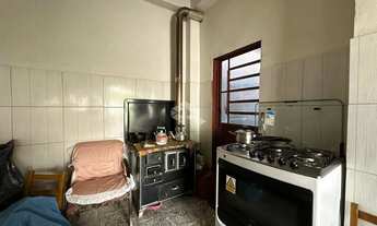 Imagem 7: Casa com três dormitórios no bairro Primeiro de Maio em Farroupilha