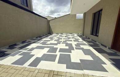 Imagem 4: Sobrado para Venda em Curitiba, Xaxim, 3 dormitórios, 3 suítes, 3 banheiros, 2 vagas