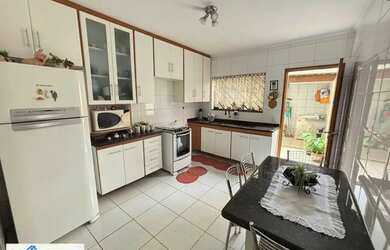 Imagem 5: Casa à Venda em Jardim Santa Mena, Guarulhos 3 Dormitórios, 1 Suíte, 4 Vagas