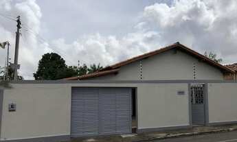 Imagem: Casa no centro de araguaina com 4 quartos