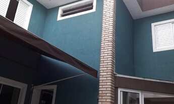 Imagem: Belíssimo sobrado localizado no bairro