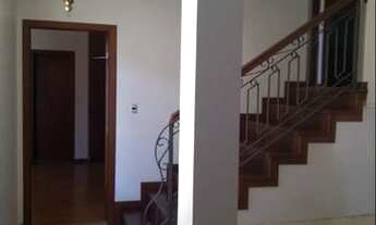 Imagem 3: Sobrado Tiplex Semi Mobiliado 04 Dormitórios, Suíte, Piscina & Garagem no Abraão