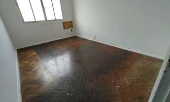 Imagem 7: Apartamento tipo casa em vila fechada, amplo, sol da manhã, vaga