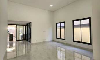 Imagem 2: Casa de condomínio para venda possui 240 metros quadrados com 4 quartos