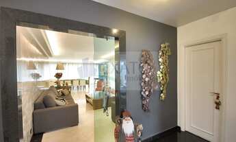 Imagem: Excelente sobrado residencial com 356m²