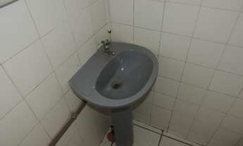 Imagem 7: Barra da Tijuca/Jardim Oceânico loja em centro comercial c/ banheiro e c/50 m2 (aproximada