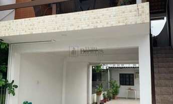 Imagem 2: Casa grande no bairro das Nações em Balneário Camboriú