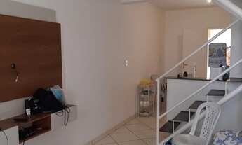 Imagem 6: Laurinho imóveis vende excelente triplex na rua Minas Gerais em Muriqui