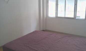 Imagem 3: Apartamento 1 quarto, reformado em prédio frente ao mar na praia do Embaré/Santos