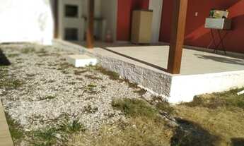 Imagem 7: Casa com 03 Dormitórios, Churrasqueira & Garagem para 02 Carros em Forquilhas